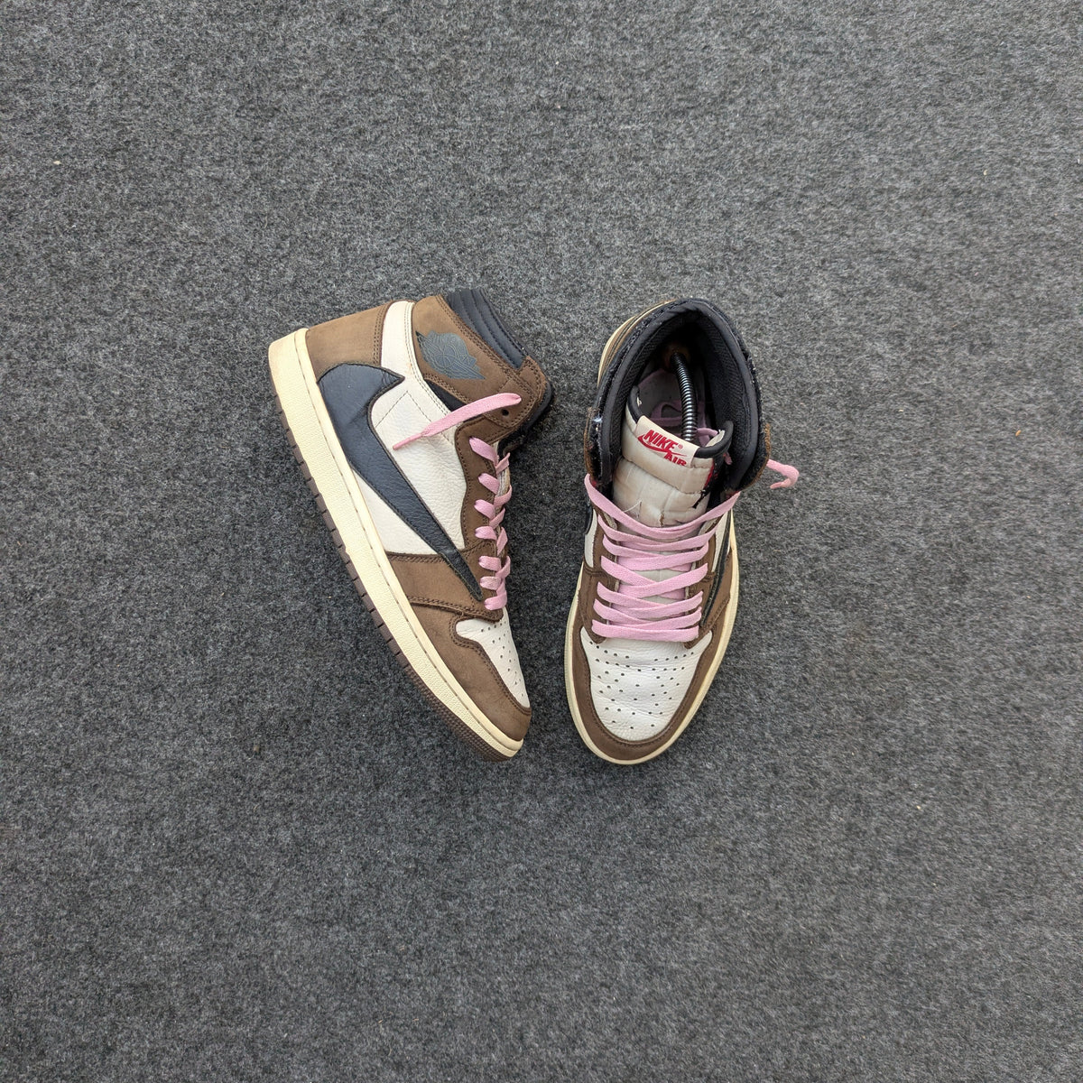 Travis Scott x Air Jordan 1 Low OG "Dark Mocha" — EUR 43 — A Grade