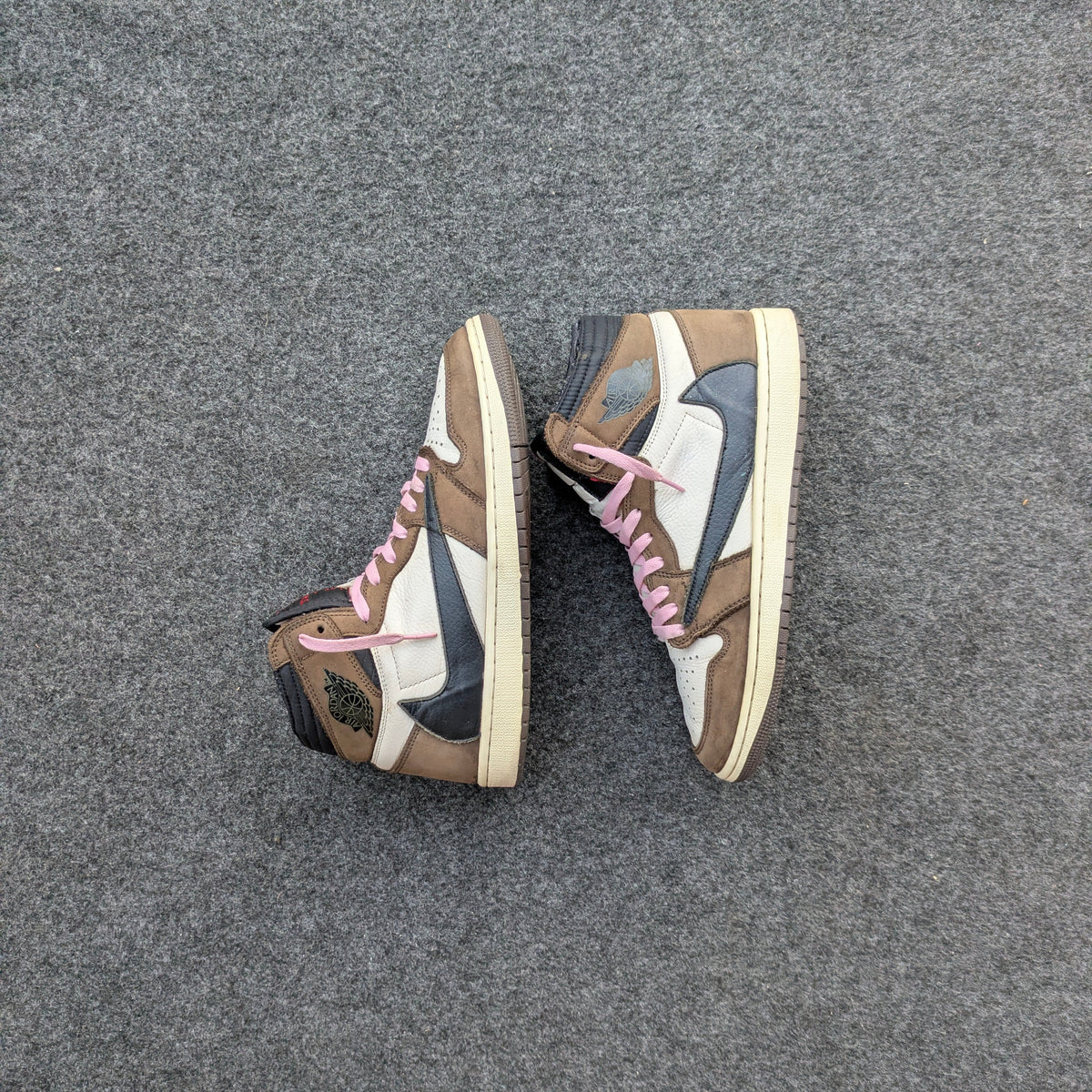 Travis Scott x Air Jordan 1 Low OG "Dark Mocha" — EUR 43 — A Grade