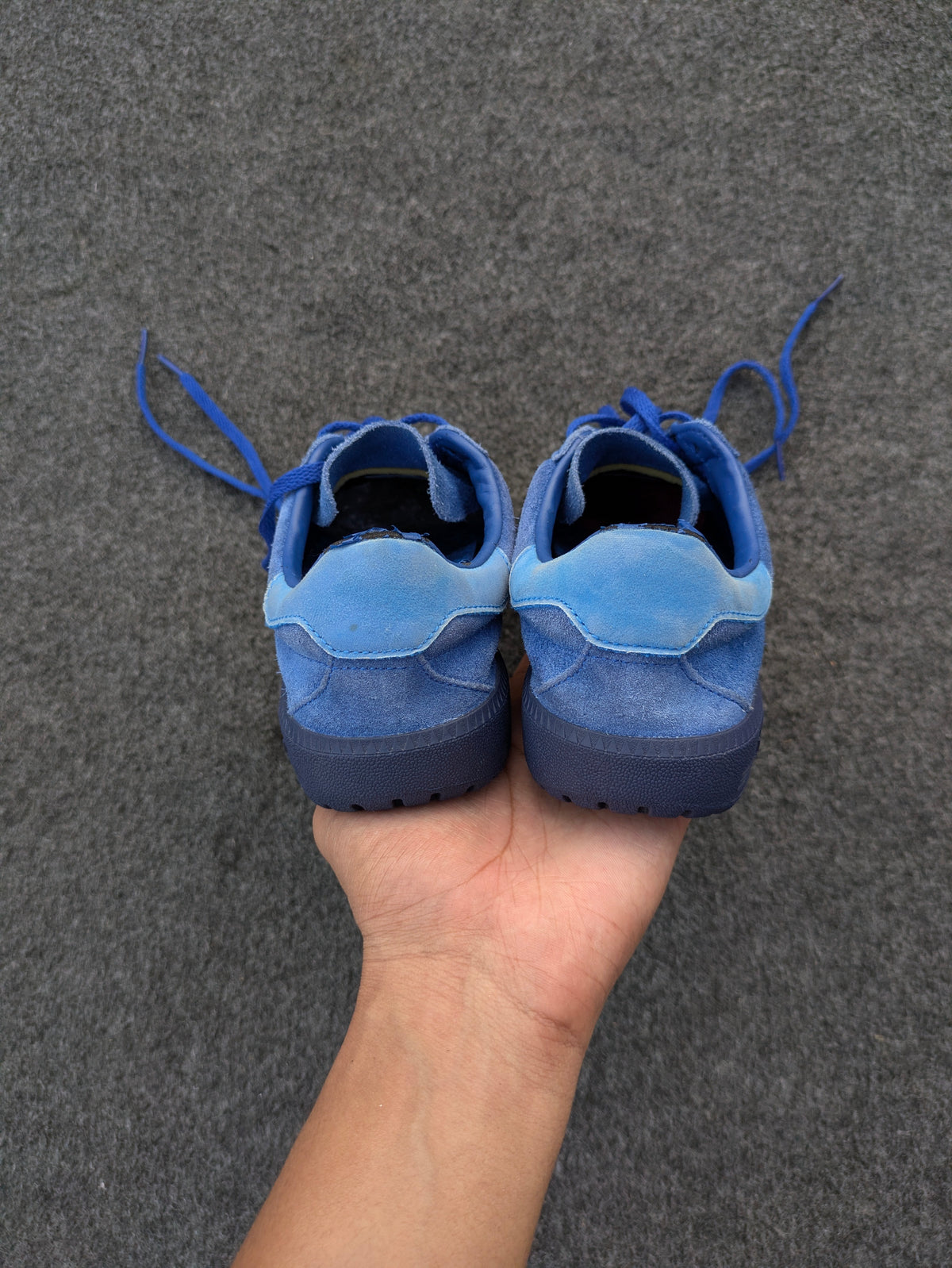 Adidas Originals Bermuda "Collegiate Royal" — EUR 40 — A- Grade