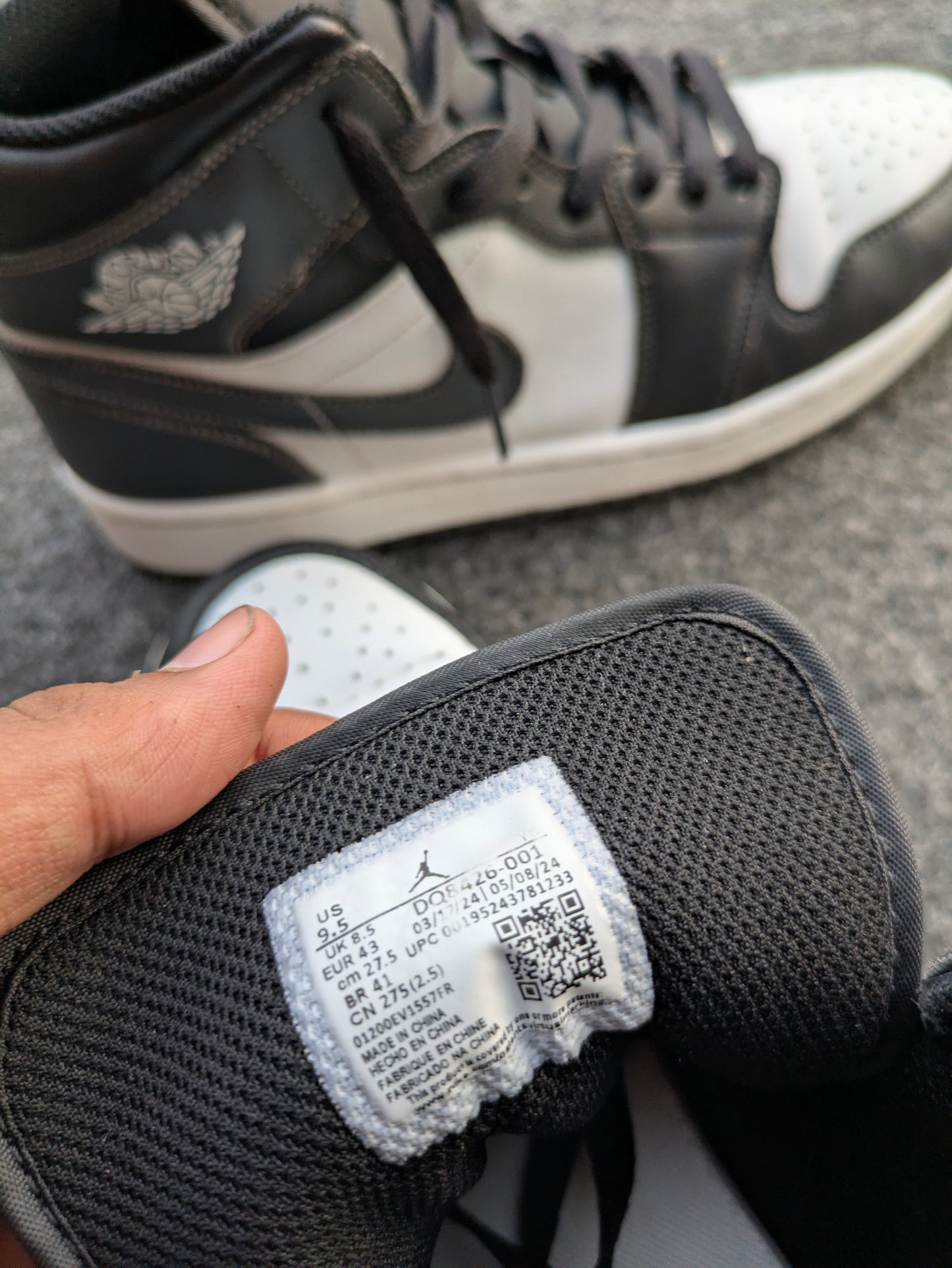 Air Jordan 1 Mid "Black/White/Iron Grey" — EUR 43 — A Grade
