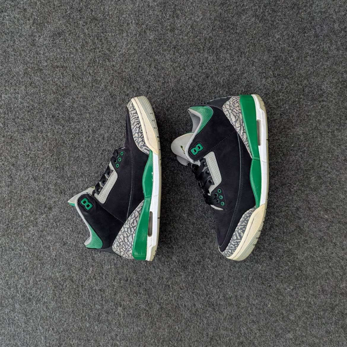 Air Jordan 3 Retro "Pine Green" — EUR 41 — A Grade