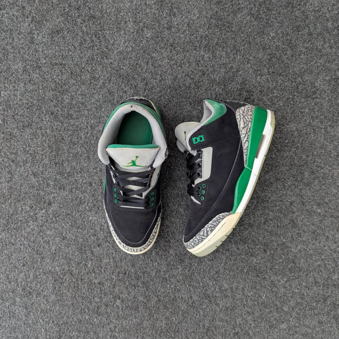 Air Jordan 3 Retro "Pine Green" — EUR 41 — A Grade
